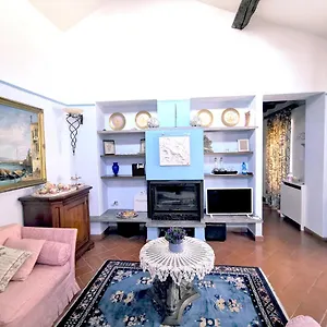Wonderful Penthouse In The Heart Of Milano